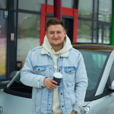 Фрилансер Артем Л. — Украина, Киев. Специализация — Создание сайта под ключ, Реклама в социальных медиа