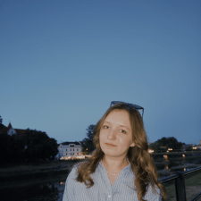 Freelancer Anhelina M. — Ukraine, Mukachevo. Core skill — Web Design, Interface Design (UI/UX)