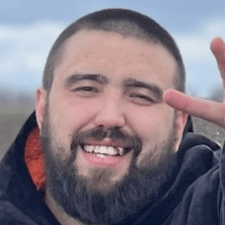 Фрилансер Євген Г. — Украина, Каменское. Специализация — Перевод текстов, Стихи, песни, проза