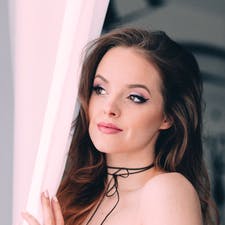 Anna Miller
