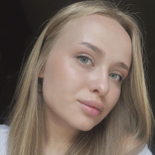 Freelancer Alina H. — Ukraine, Poltava. Core skill — Web Design, Mobile Apps Design