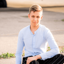 Freelancer Ilya G. — Ukraine, Khmelnitskyi. Core skill — Web Design, HTML & CSS