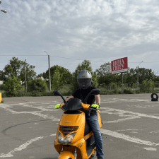 Freelancer Illia Y. — Ukraina, Odessa. Specjalizacja — Sklepy internetowe i e-commerce, AI tekst