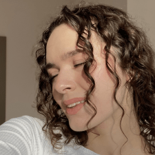 Freelancer Iryna K. — Ukraina, Lwów. Specjalizacja — Obróbka zdjęć, Reklama wideo