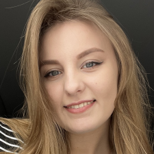 Freelancer Iryna R. — Ukraine. Core skill — Web Programming