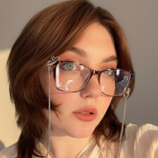 Freelancer Iryna P. — Ukraine, Poltava. Core skill — Industrial Design, Interface Design (UI/UX)
