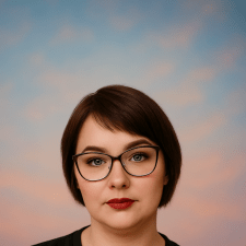 Фрилансер Ірина Б. — Украина, Киев. Специализация — Перевод текстов, Копирайтинг