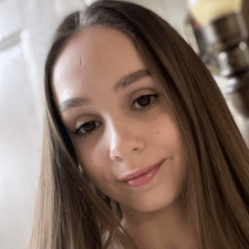 Freelancer Iryna G. — Ukraina, Czerniowce. Specjalizacja — Copywriting, Pisanie artykułów