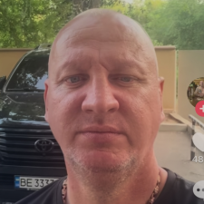Freelancer Ivan B. — Ukraina, Berdyczów. Specjalizacja — Projektowanie wizytówek, Python