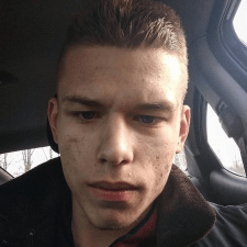 Freelancer Ivan S. — Ukraina. Specjalizacja — Programowanie stron internetowych, Układ HTML i CSS