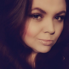 Freelancer Żaneta S. — Polska. Specjalizacja — Praca z klientami, Pisanie artykułów