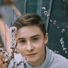 Фрилансер Женя Г. — Украина, Харьков. Специализация — Дизайн визиток, Баннеры