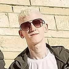 Фрилансер Joe G. — Египет, Каир. Специализация — AI в дизайне, Дизайн визиток