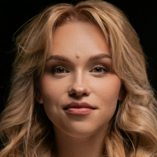 Freelancer Yuliia F. — Ukraine, Ivano-Frankovsk. Core skill — Contextual Advertising, Lead Generation & Sales