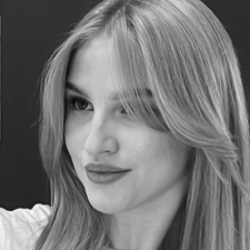 Freelancer Kamila N. — Ukraina, Odessa. Specjalizacja — Menedżer treści, Copywriting