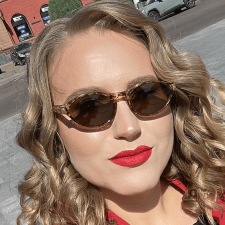 Freelancer Anastazja K. — Ukraina, Żytomierz. Specjalizacja — Praca z klientami, Tłumaczenie tekstów