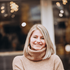 Фрилансер Карина З. — Украина, Херсон. Специализация — Продвижение в социальных сетях (SMM)