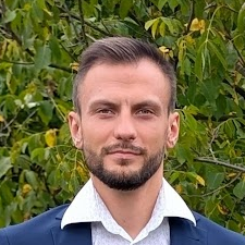 Freelancer Karol T. — Poland, Tarnobrzeg. Core skill — Web Programming, AI & Machine Learning