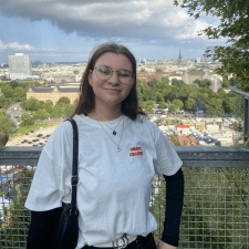 Фрилансер Карина К. — Украина, Львов. Специализация — Английский язык, Перевод текстов
