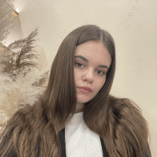 Freelancer Hristina K. — Ukraina, Łuck. Specjalizacja — Praca z klientami, Projektowanie stron w mediach społecznościowych