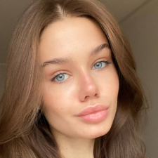Freelancer Anastasiia M. — Ukraine, Lvov. Core skill — Infographics, Banners
