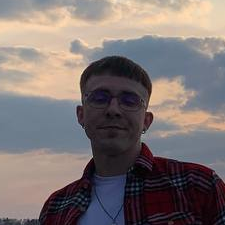 Freelancer Kostya G. — Ukraina, Iwano-Frankiwsk. Specjalizacja — Tłumaczenie tekstów, Copywriting