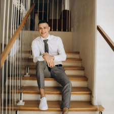 Freelancer Yehor K. — Ukraina, Czerkasy. Specjalizacja — Copywriting, Opracowanie prezentacji