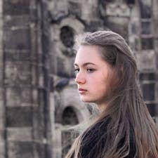 Фрилансер Ксенія О. — Украина, Ивано-Франковск. Специализация — Маркетинговые исследования, Перевод текстов