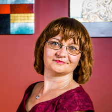 Лана Олифор