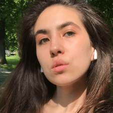 Freelancer Laura G. — Polska, Lublin. Specjalizacja — Projektowanie wizytówek, Loga