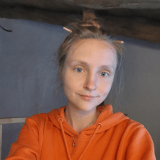 Freelancer Alona L. — Ukraine, Kyiv. Core skill — Copywriting, Illustrations & Drawings