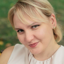 Freelancer Olena — Ukraine, Kyiv. Core skill — Content Management, Online Stores & E-commerce