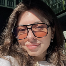Freelancer Lesya B. — Ukraine, Irpen. Core skill — Audio & Video Editing, Video Creation by Artificial Intelligence