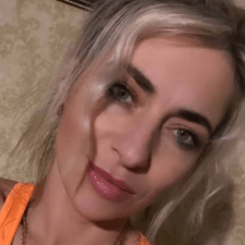 Фрилансер Оксана Р. — Украина, Ровно. Специализация — Работа с клиентами, Перевод текстов