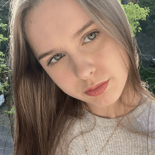 Фрилансер Олена С. — Украина, Житомир. Специализация — Английский язык, Написание статей