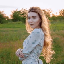Freelancer Ludmila S. — Ukraina, Zaporoże. Specjalizacja — Tłumaczenie tekstów, Język angielski