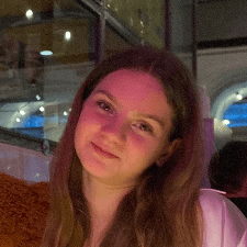 Фрилансер Луїза С. — Украина, Львов. Специализация — Перевод текстов, Аудио и видео монтаж