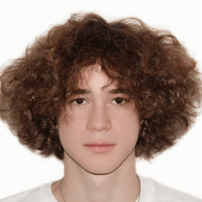 Freelancer Kyryl K. — Ukraine, Kyiv. Core skill — Presentations, Customer Support