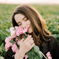Freelancer Lyubov R. — Ukraine, Kamenets-Podolskii. Specialization — Text Editing & Proofreading, Articles & Blog Posts