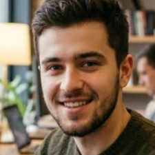 Freelancer Maksym B. — Ukraina, Zaporoże. Specjalizacja — Loga, Opracowanie prezentacji