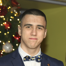 Freelancer Maksim L. — Ukraine, Vinnytsia. Core skill — DevOps, System & Network Administration