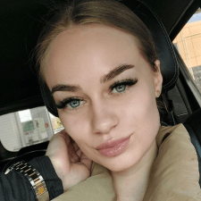 Freelancer Anna — Ukraina, Charków. Specjalizacja — C i C++, Opracowanie prezentacji