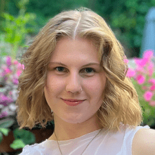 Freelancer Mariia K. — Ukraine, Kyiv. Core skill — Interface Design (UI/UX), Presentations