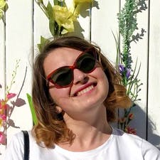 Freelancer Dasha B. — Ukraine, Kyiv. Core skill — Web Design, Animation
