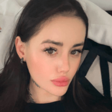 Freelancer Marta K. — Ukraina. Specjalizacja — Projektowanie stron w mediach społecznościowych, Menedżer treści