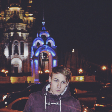 Freelancer Maksim S. — Ukraina, Charków. Specjalizacja — Grafika wektorowa, Projektowanie wizytówek