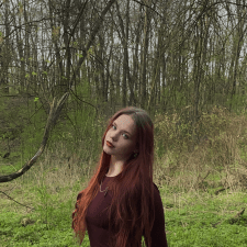 Freelancer Veronika V. — Ukraina, Kijów. Specjalizacja — Tłumaczenie tekstów, Copywriting