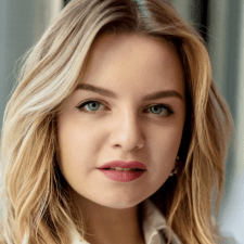 Заказчик Olena R. — США.