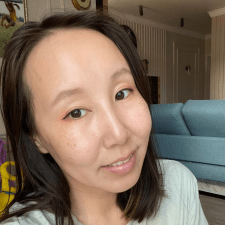 Freelancer Nurguyaana S. — Kazachstan, Ałmaty (Alma-Ata). Specjalizacja — Projektowanie stron internetowych, Projektowanie stron w mediach społecznościowych