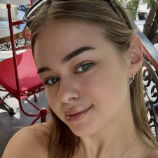 Мілана Ч.